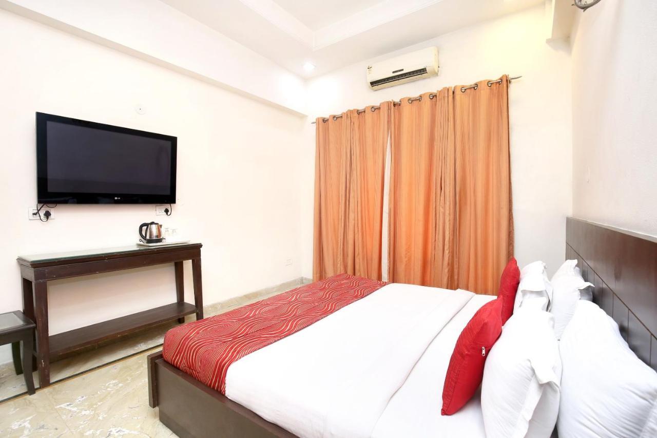 Capital O 15395 Hotel 42 Amritsar Exterior photo